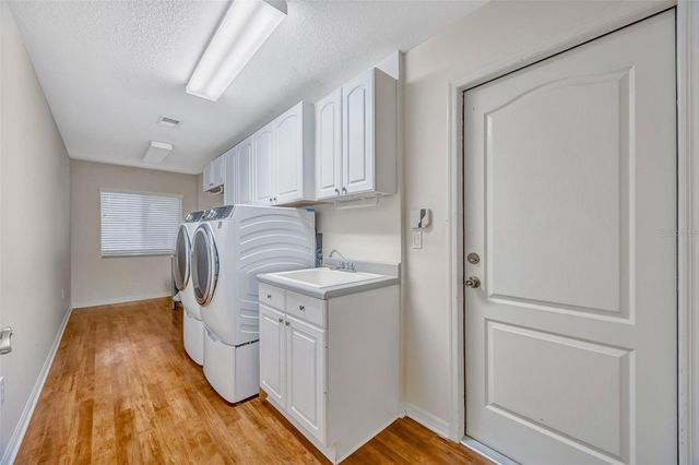 507 SURREY LANE, Lutz, FL 33549