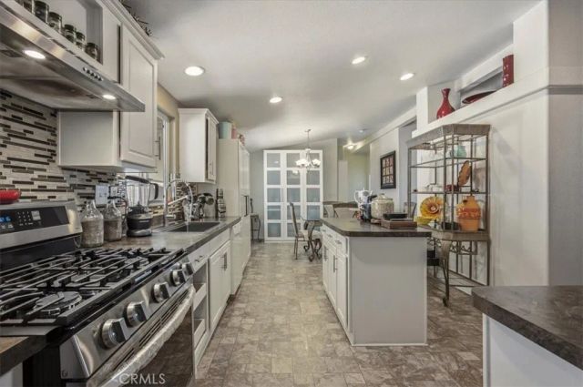 3667 Valley Blvd 202, Pomona, CA 91768