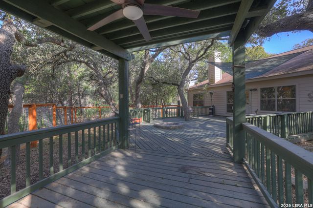 1060 Somerset, Canyon Lake, TX 78133