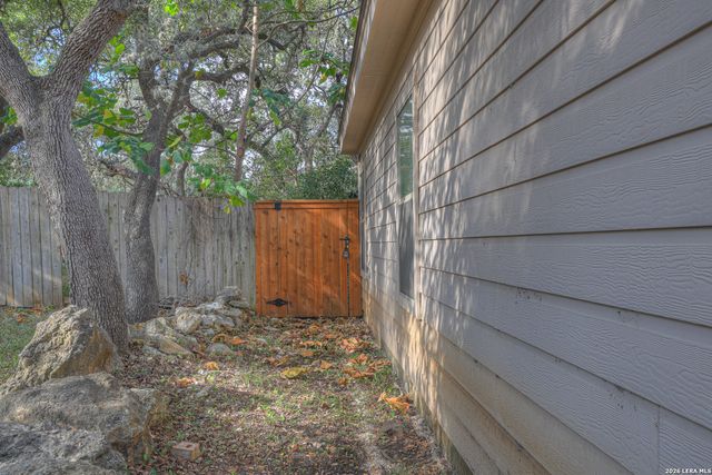 1060 Somerset, Canyon Lake, TX 78133