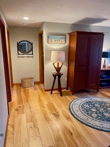 33 Easterly Dr, Sandwich, MA 02537