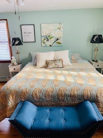 33 Easterly Dr, Sandwich, MA 02537