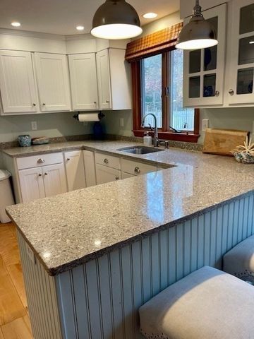 33 Easterly Dr, Sandwich, MA 02537