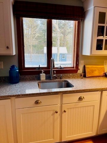 33 Easterly Dr, Sandwich, MA 02537