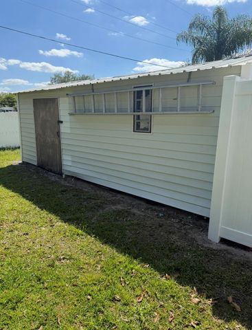 145 Liberty Way, Fort Pierce, FL 34951