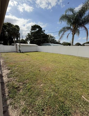 145 Liberty Way, Fort Pierce, FL 34951