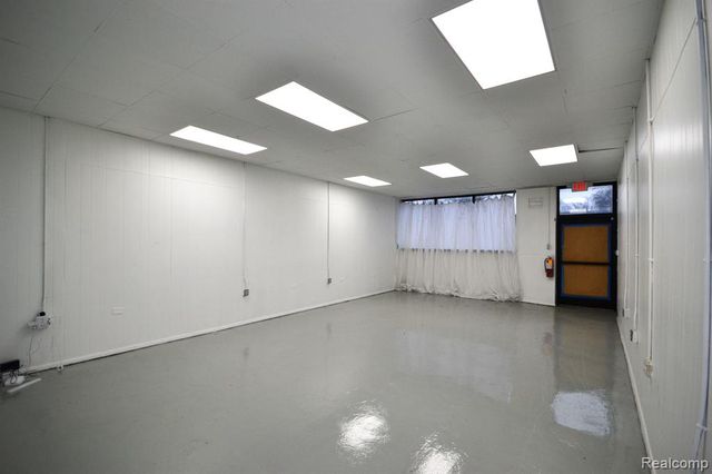 23831 John R Road, Hazel Park, MI 48030