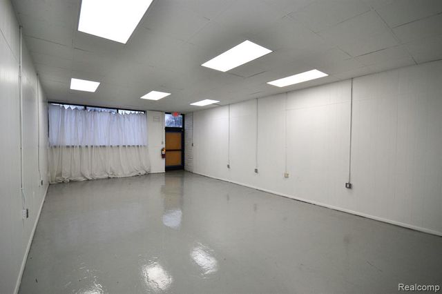 23831 John R Road, Hazel Park, MI 48030