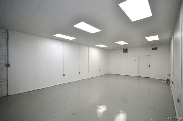 23831 John R Road, Hazel Park, MI 48030