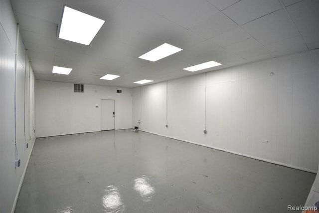 23831 John R Road, Hazel Park, MI 48030