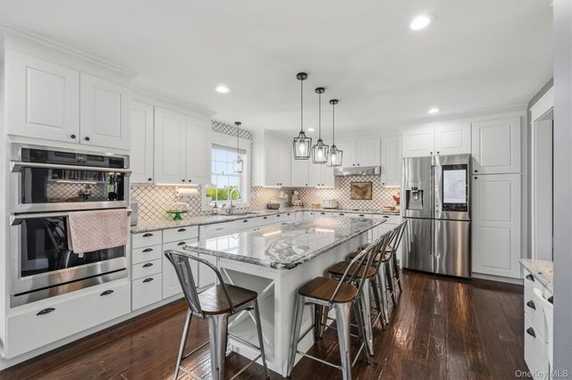 10 Domingues, Newburgh, NY 12550