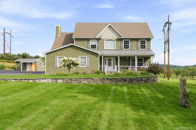 10 Domingues, Newburgh, NY 12550