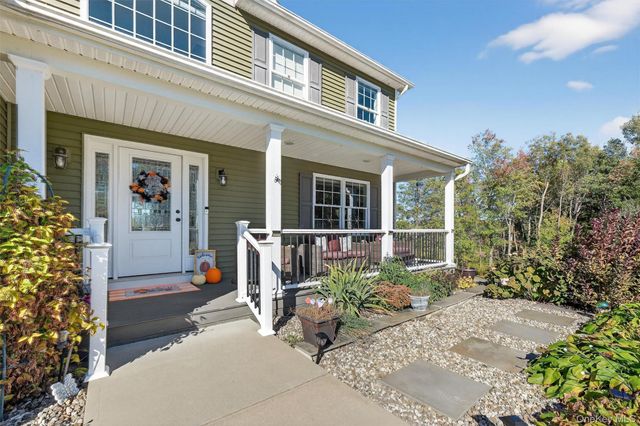 10 Domingues, Newburgh, NY 12550
