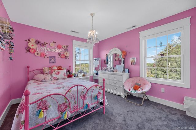 10 Domingues, Newburgh, NY 12550
