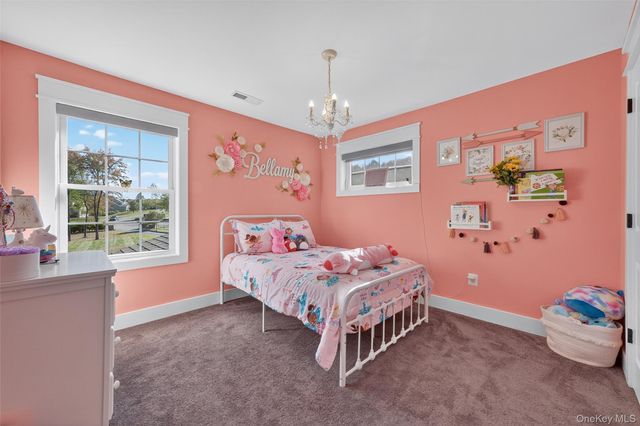 10 Domingues, Newburgh, NY 12550