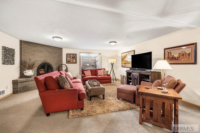 3082 Homestead Lane, Idaho Falls, ID 83404