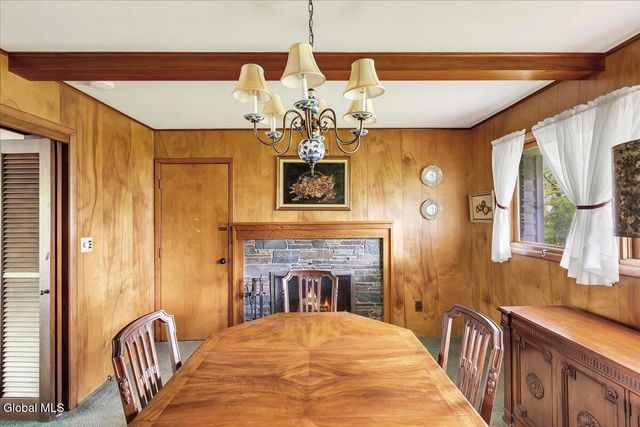 178 Westchester Drive S., Bethlehem, NY 12054