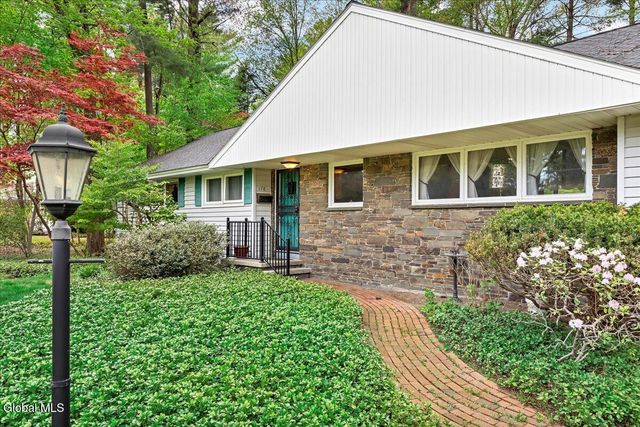 178 Westchester Drive S., Bethlehem, NY 12054