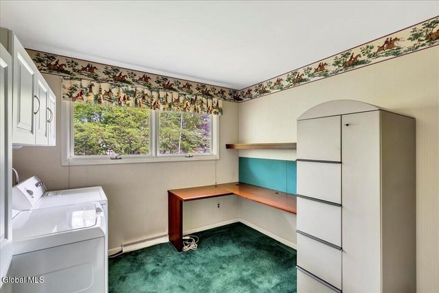 178 Westchester Drive S., Bethlehem, NY 12054