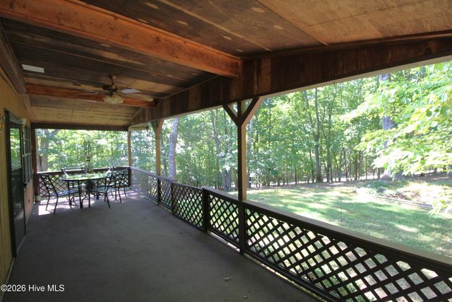 46 Arthur Ridge, Brasstown, NC 28902