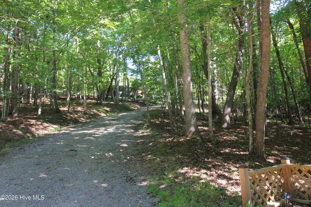 46 Arthur Ridge, Brasstown, NC 28902