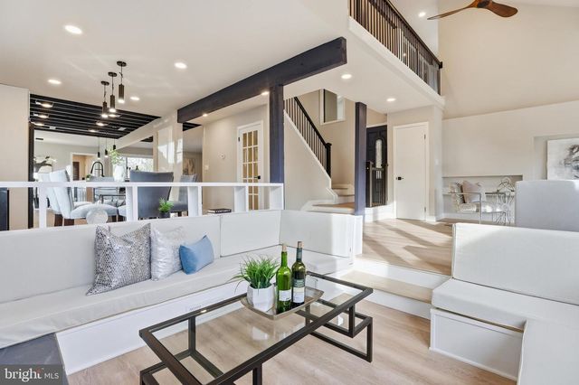 10512 ARROWOOD ST, Fairfax, VA 22032