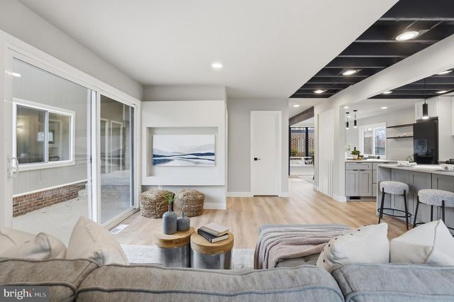 10512 ARROWOOD ST, Fairfax, VA 22032