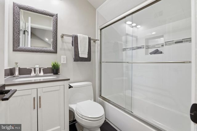 10512 ARROWOOD ST, Fairfax, VA 22032