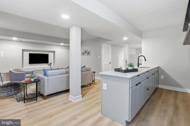 10512 ARROWOOD ST, Fairfax, VA 22032