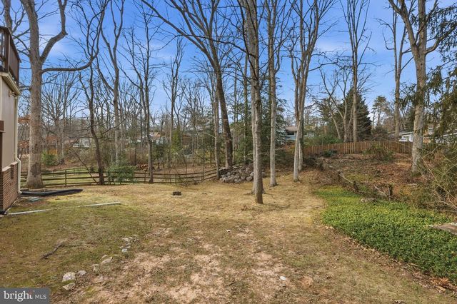 10512 ARROWOOD ST, Fairfax, VA 22032