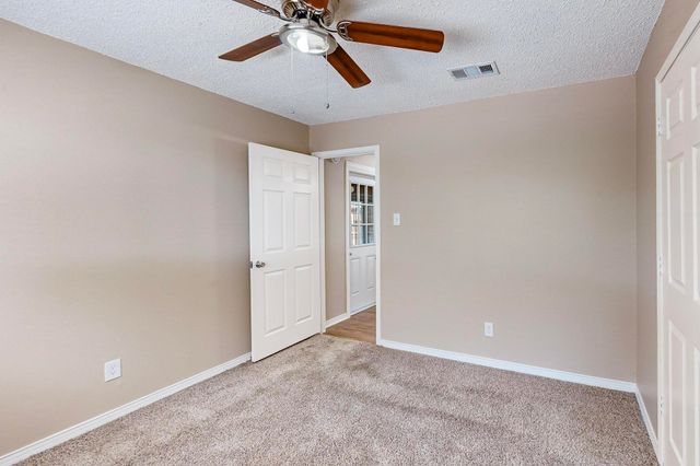 1908 N Irving Heights Drive, Irving, TX 75061