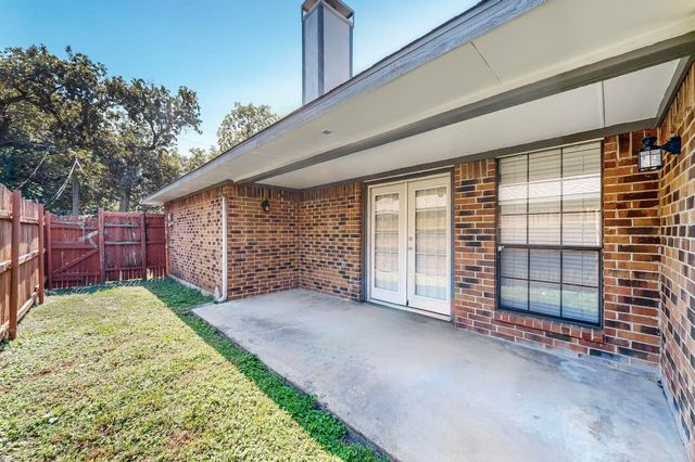 1908 N Irving Heights Drive, Irving, TX 75061