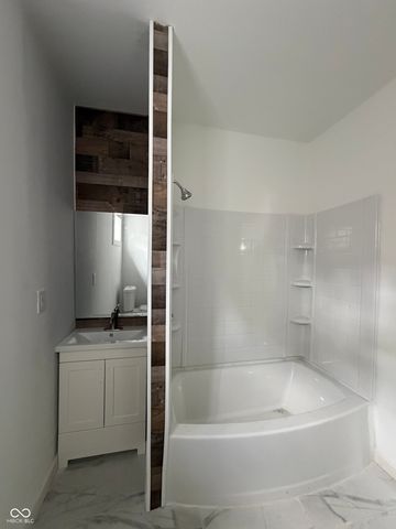 420 N Linwood Avenue, Indianapolis, IN 46201