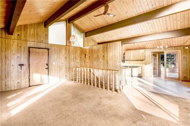 1063 Fawnskin, Fawnskin, CA 92333