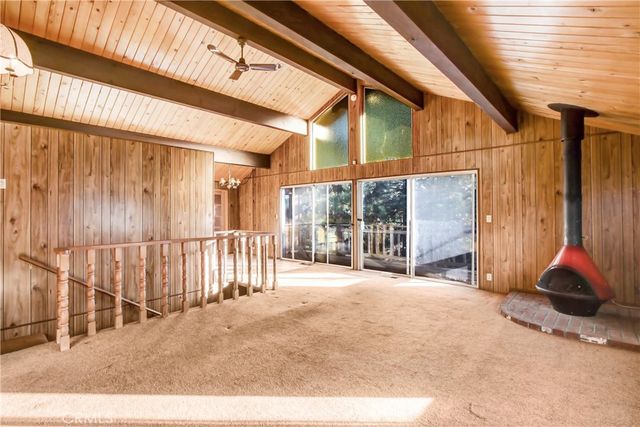 1063 Fawnskin, Fawnskin, CA 92333