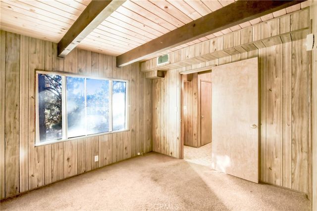 1063 Fawnskin, Fawnskin, CA 92333