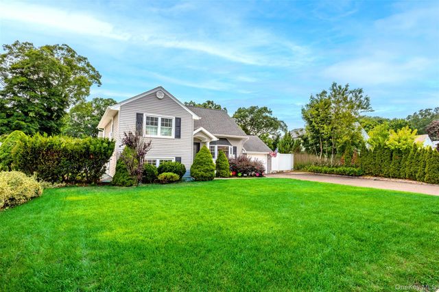 47 Barbara Drive, Centereach, NY 11720