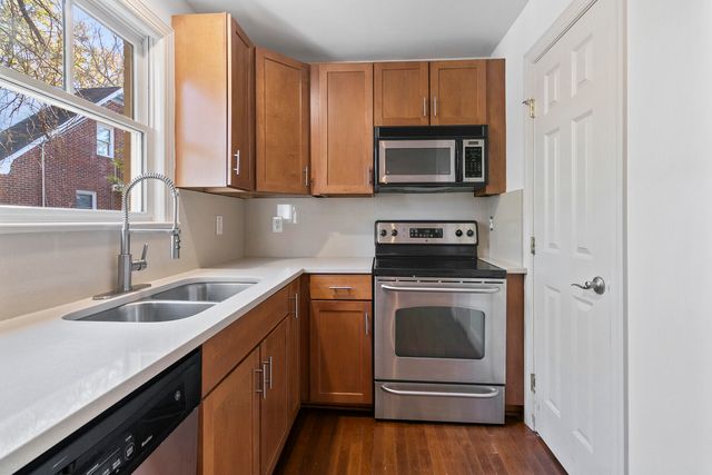 552 Savannah Highway 4, Charleston, SC 29407