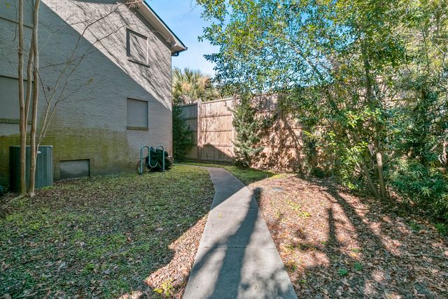 552 Savannah Highway 4, Charleston, SC 29407