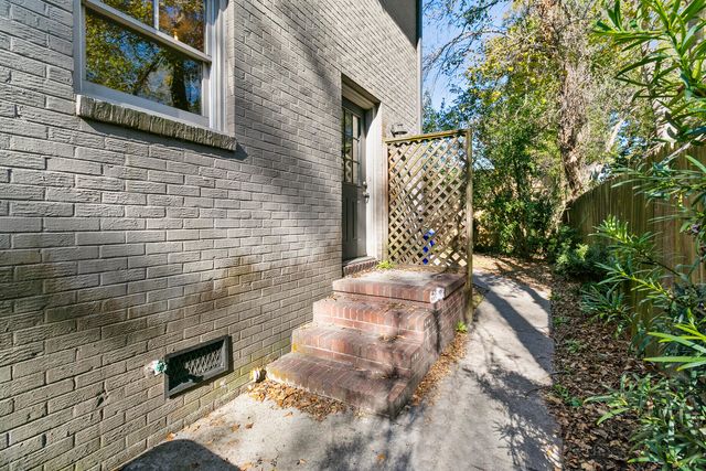 552 Savannah Highway 4, Charleston, SC 29407