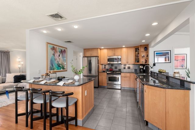 11 Harvard Circle, Needham, MA 02494