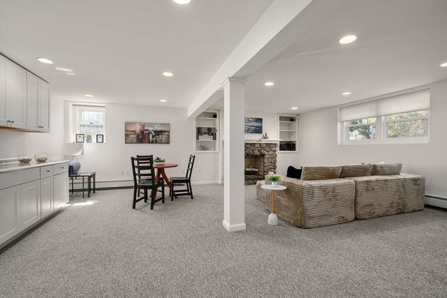 11 Harvard Circle, Needham, MA 02494