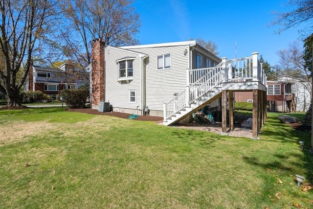 11 Harvard Circle, Needham, MA 02494