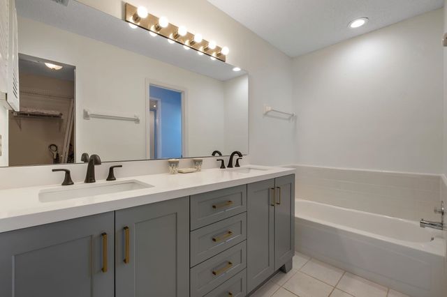 2975 BARCLAY Court, Tallahassee, FL 32309