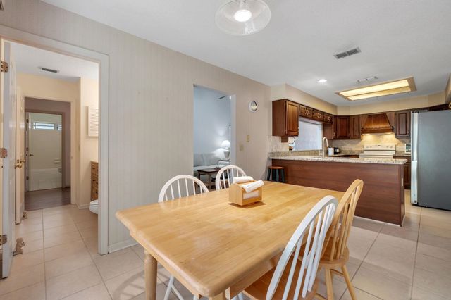 2975 BARCLAY Court, Tallahassee, FL 32309