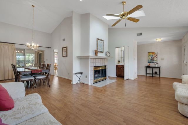 2975 BARCLAY Court, Tallahassee, FL 32309