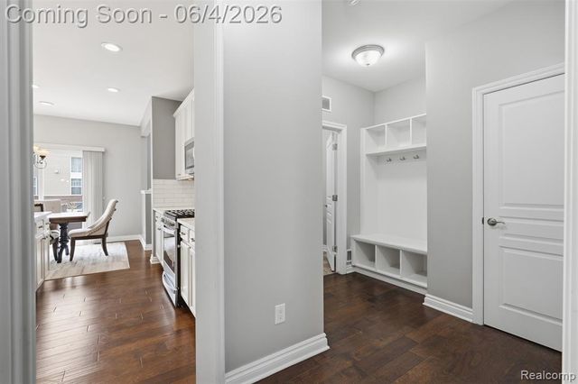 16308 Adelaide Drive, Macomb, MI 48044