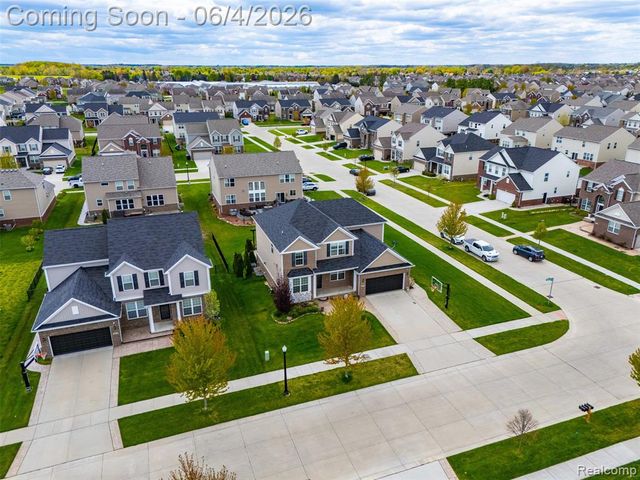 16308 Adelaide Drive, Macomb, MI 48044