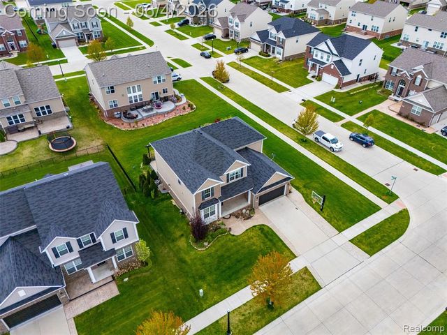 16308 Adelaide Drive, Macomb, MI 48044