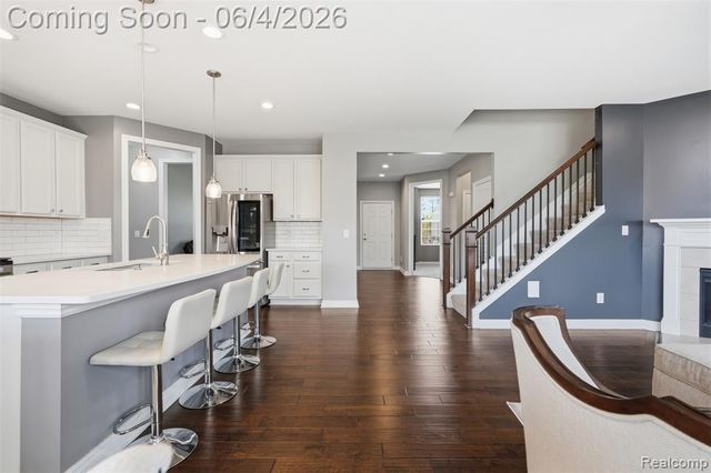16308 Adelaide Drive, Macomb, MI 48044